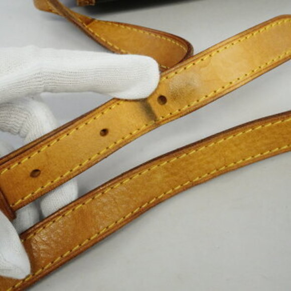 Louis Vuitton Monogram Menilmontan Shoulder Bag - Picture 8 of 13